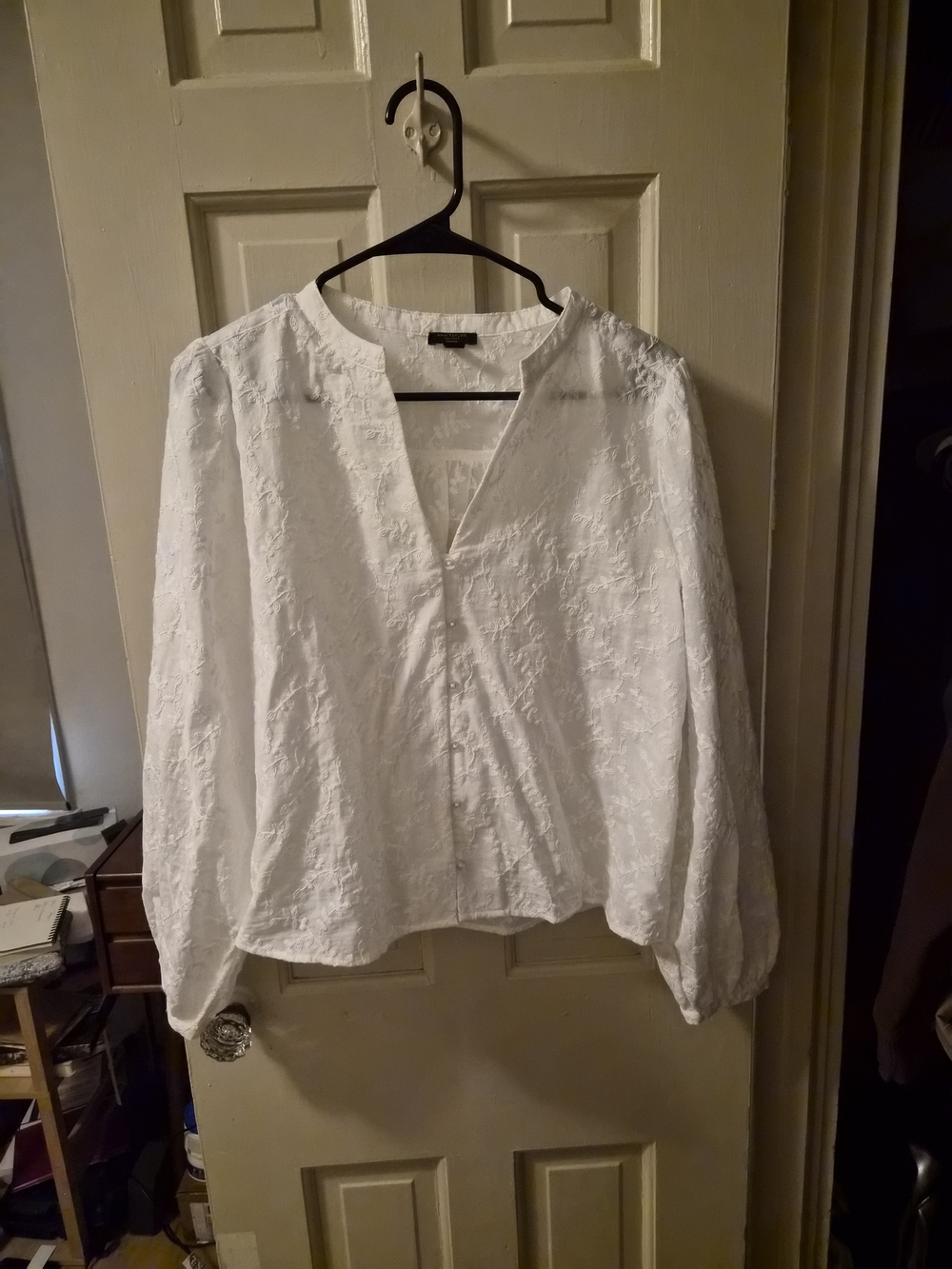 Ann Taylor Factory White Textured Button-Front Blouse